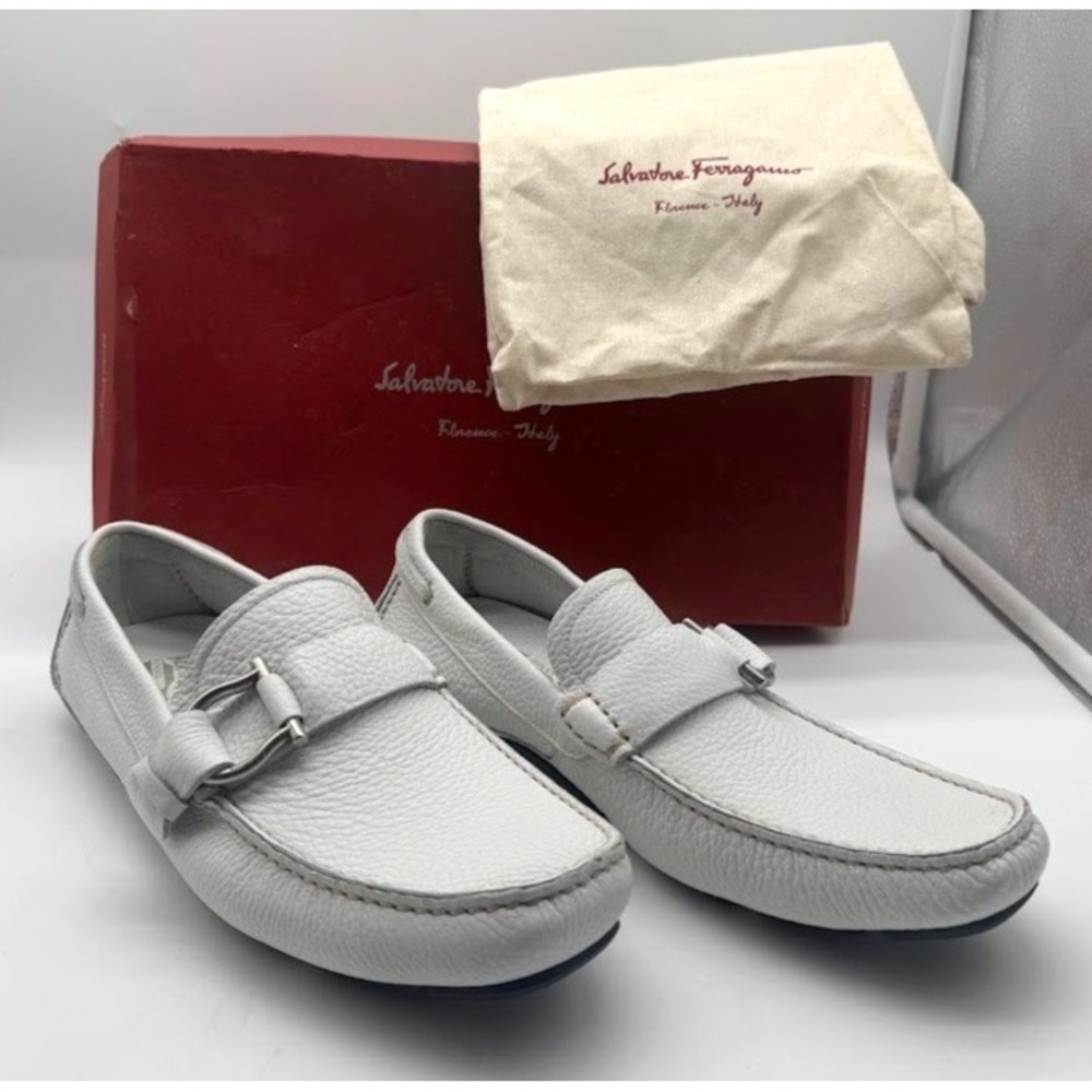 Salvatore Ferragamo Mens Gancini White Leather Driving Loafers Size 7 EE US 8